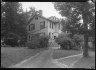 Lewis W. Hine / Unid. Residence / ca. 1906-1940