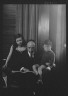 Arnold Genthe / Lovett, Robert, Mr., and children, portrait photograph / 1930 Mar. 31