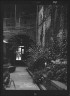 Arnold Genthe / Courtyard, New Orleans / between 1920 and 1926