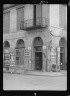 Arnold Genthe / Exterior of Court House Grocer, New Orleans / between 1920 and 1926