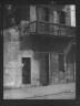 Arnold Genthe / Facade of a multi-story house in the French Quarter, New Orleans / between 1920 and 1926