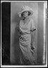 Arnold Genthe / Carrère, Robert, Mrs., portrait photograph / 1921 Jan. 5