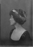 Arnold Genthe / Warren, Fiske, Mrs., portrait photograph / 1921 Feb. 3