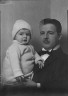 Arnold Genthe / Baumgarten, Mr., and child, portrait photograph / 1922 Feb. 15