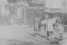 Arnold Genthe / The crossing, Chinatown, San Francisco / between 1896 and 1906