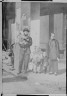 Arnold Genthe / Waiting for the car, Chinatown, San Francisco / between 1896 and 1906