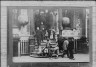 Arnold Genthe / In front of the Joss House, Chinatown, San Francisco / between 1896 and 1906