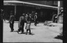 Arnold Genthe / Street scene, Chinatown, San Francisco / between 1896 and 1906