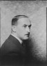 Arnold Genthe / Leonard, Robert L., Mr., portrait photograph / 1929 Mar. 18