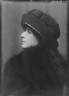 Arnold Genthe / Thomas, S.B., Mrs., portrait photograph / 1912 Nov. 26