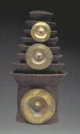 Tiered hat with brass discs (montolo)