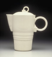 'Victory' shape coffeepot
