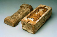 Shawabty and coffin