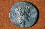 Tetradrachm with head of Dionysos