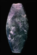 Almond-shaped sealstone