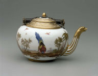 Tea kettle