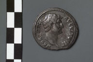 Cistophorus with bust of Hadrian