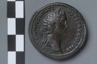 Sestertius with head of Antoninus Pius