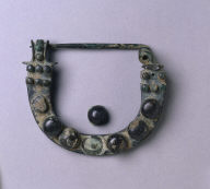 Pair of Arched Fibulae
