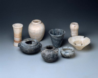 Spheroidal jar with horizontal handles
