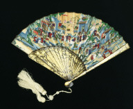 SILK FAN AND ITS BOX