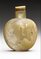 Snuff Bottle with Bat and Dog