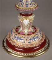 Covered cup