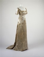 Presentation gown