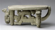 Flying-Panel Metate