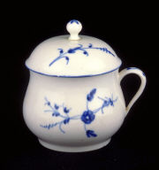 Pot-de-creme and lid