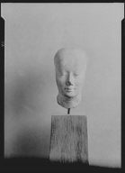 Sculpture that belonged to Arnold Genthe