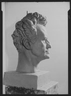 Portrait sculpture of Arnold Genthe