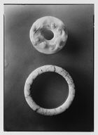 Art objects that belonged to Arnold Genthe