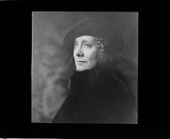 Portrait photograph of an unidentified woman