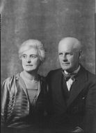 Galsworthy, John, Mr. and Mrs., portrait photograph