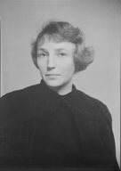Franken, Rose, Mrs., portrait photograph