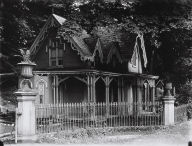 Gothic Gate Cottage Near Poughkeepsie, New York
