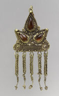 Pair of earrings