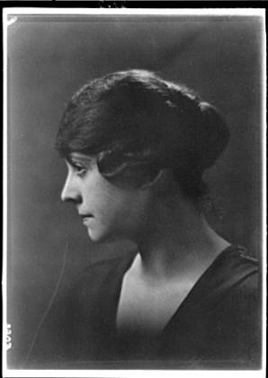 Raymond, Miss, portrait photograph