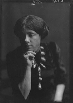 London, Jack, Mrs., portrait photograph - The AMICA Library