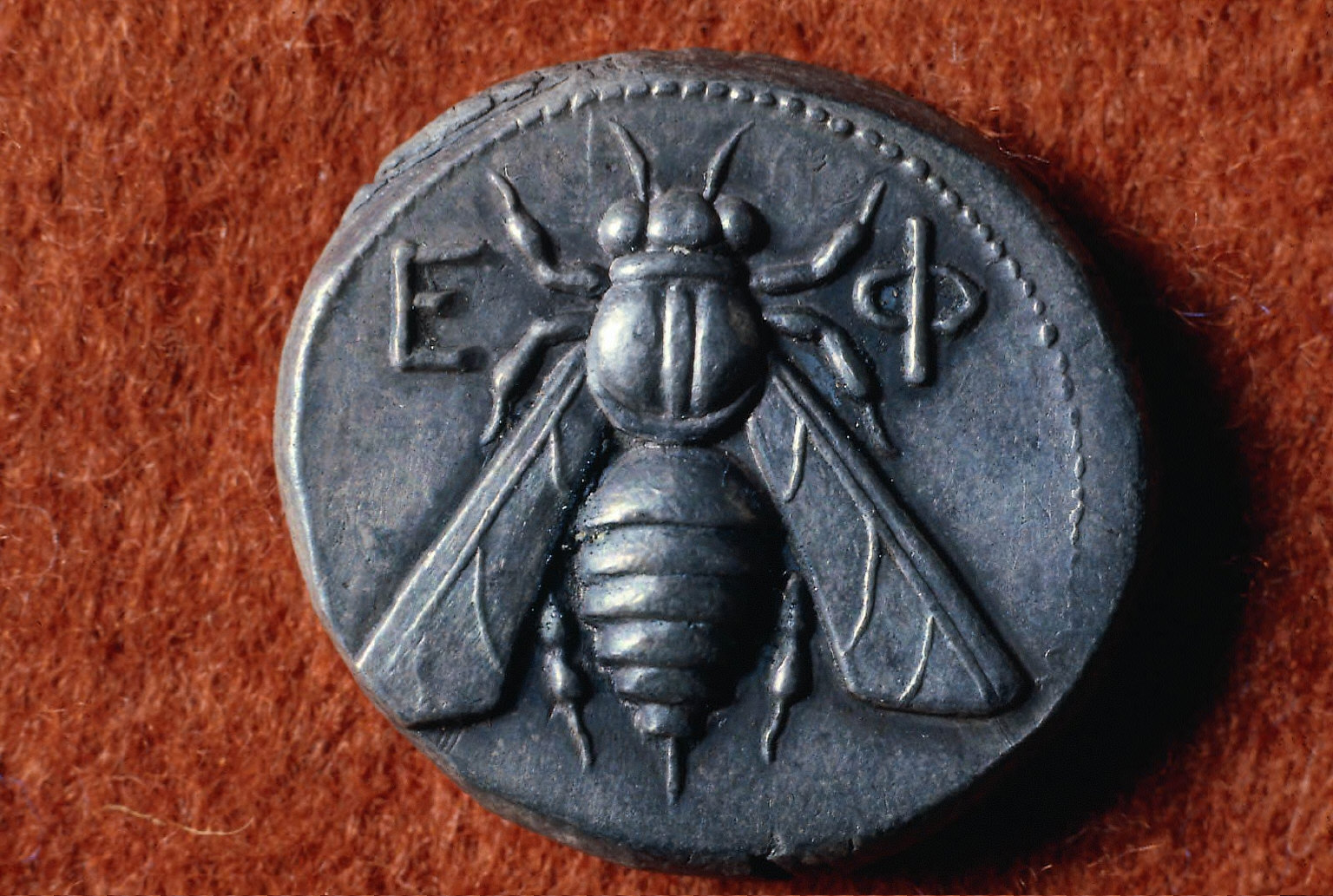Tetradrachm with bee - The AMICA Library