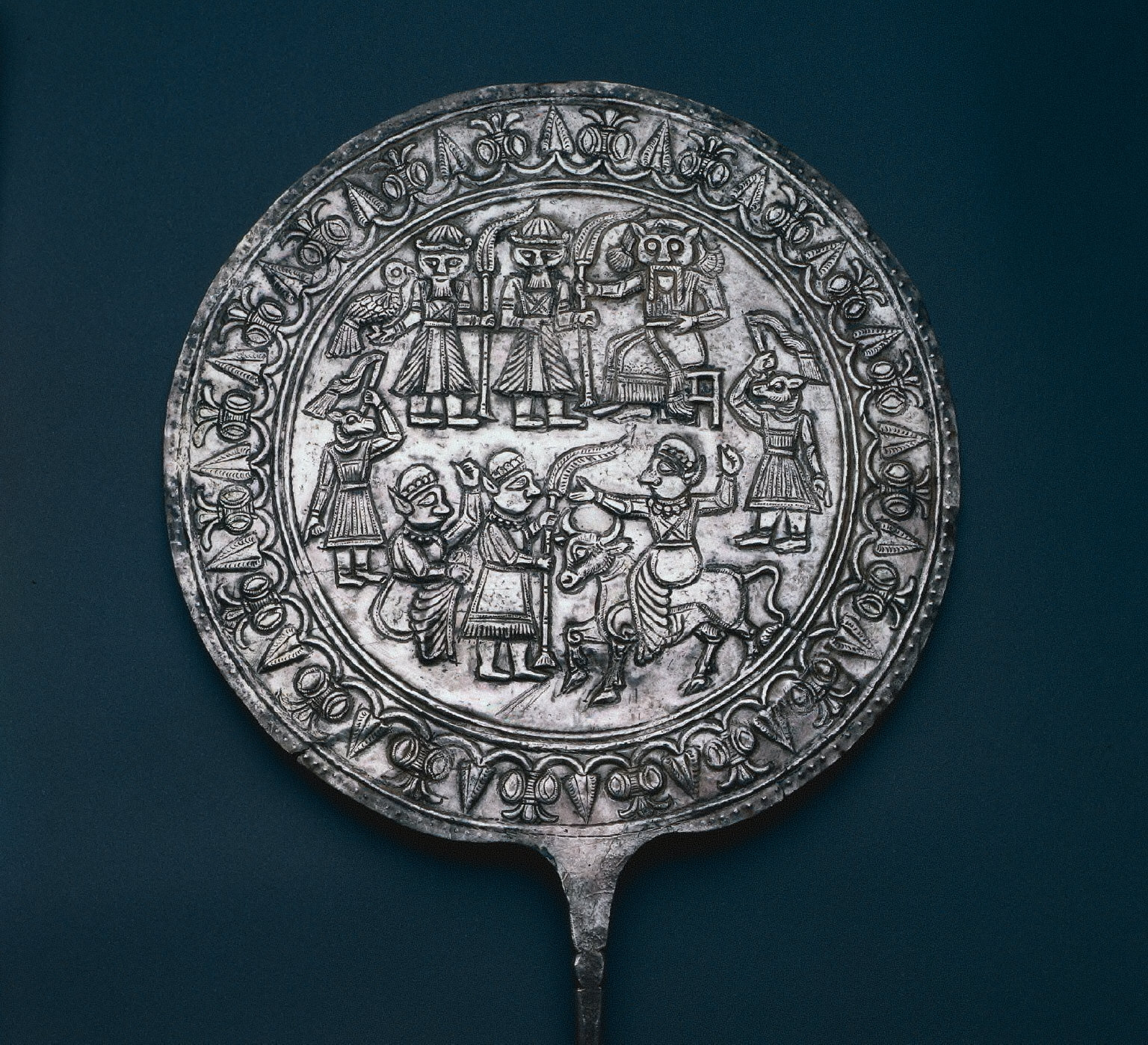 Votive Pin with Decorated Disc - The AMICA Library